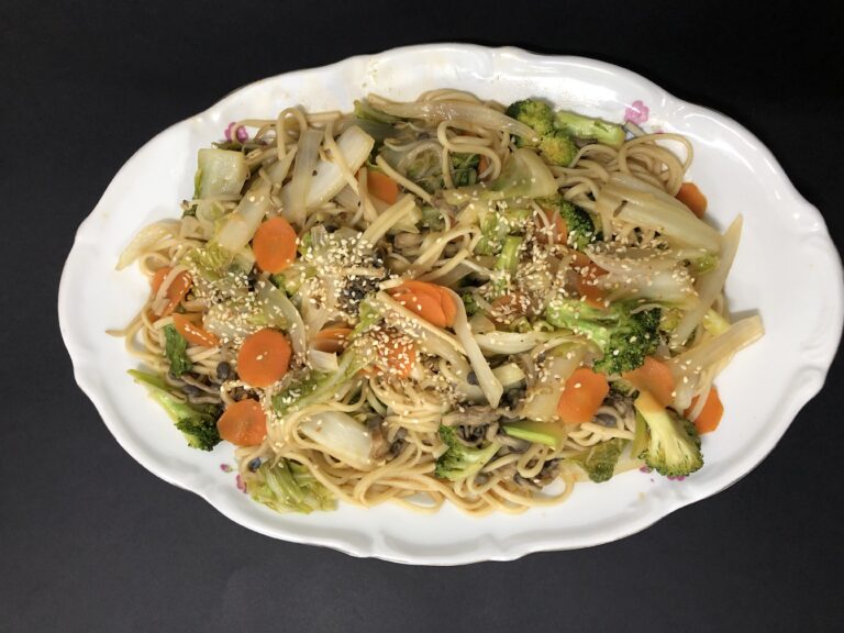Kayoko Takeda Yakisoba Vegetariano